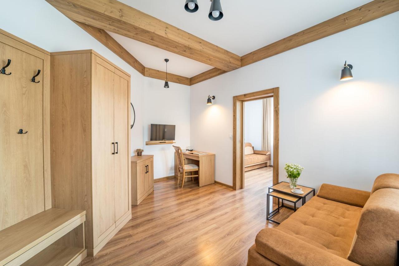 Miodowy Dworek Guest house