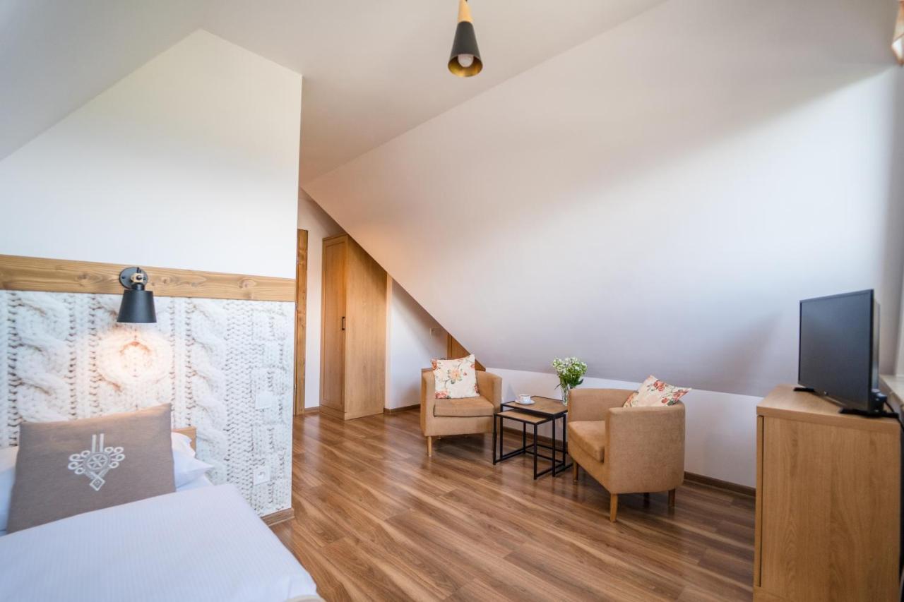 Guest house Miodowy Dworek *